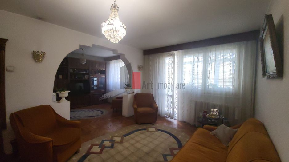 Apartament 3 camere transformat in 2 camere Titan - Poză 9