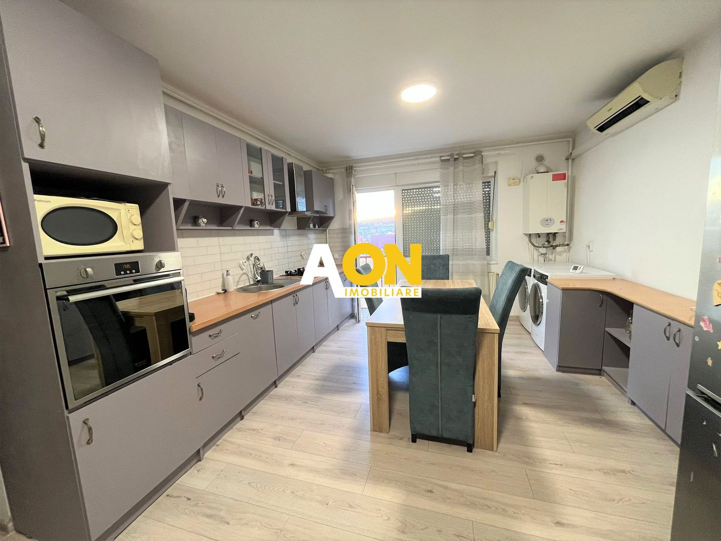 Apartament cu 3 camere, zona Kaufland - Poză 1