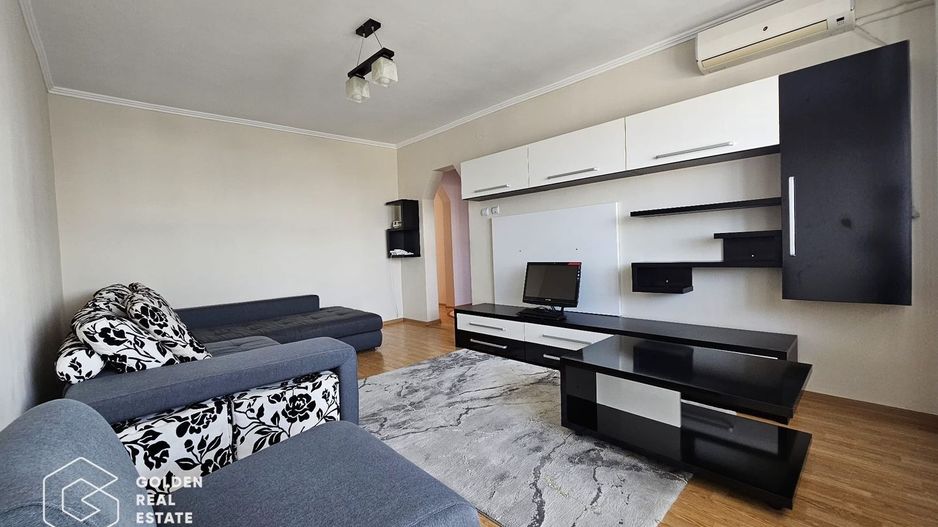 Apartament 3 camere, zona Podgoria - Poză 1