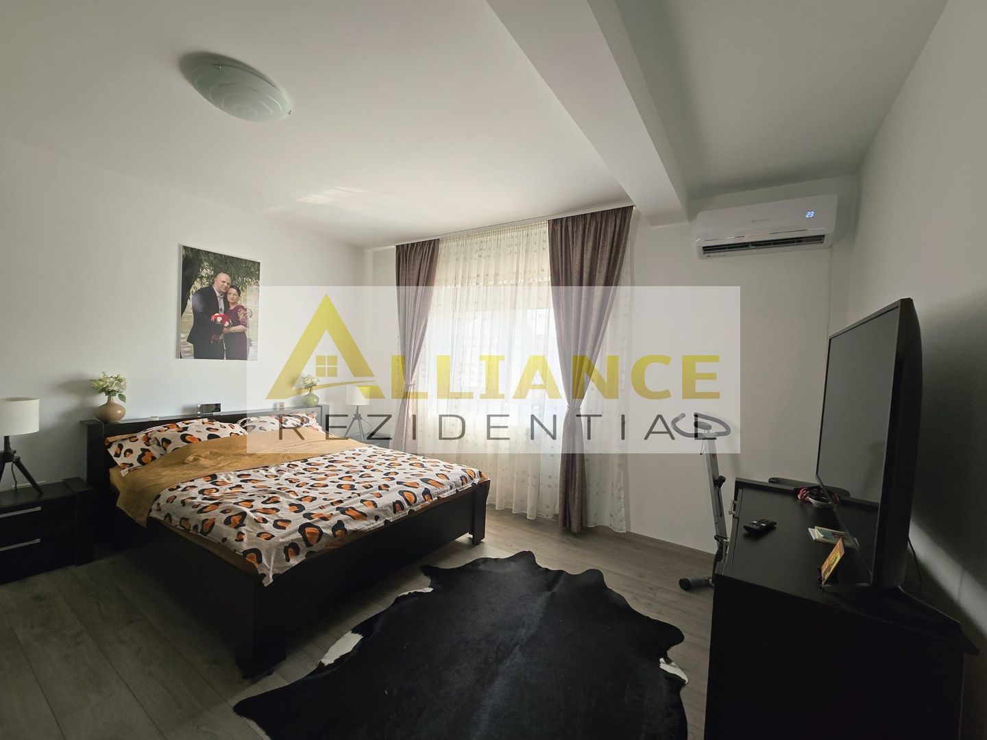 CASĂ INDIVIDUALĂ MOBILATĂ ȘI UTILATĂ / 4 CAMERE ȘI 2 BAI - Poză 14