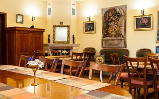 Vila 19 camere pretabila | azil batrani | gradinita | after school - Poză 4