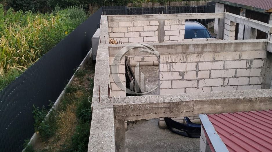Casa si teren 970mp in comuna Costesti/BZ ~ constructie 2013 - Poză 47