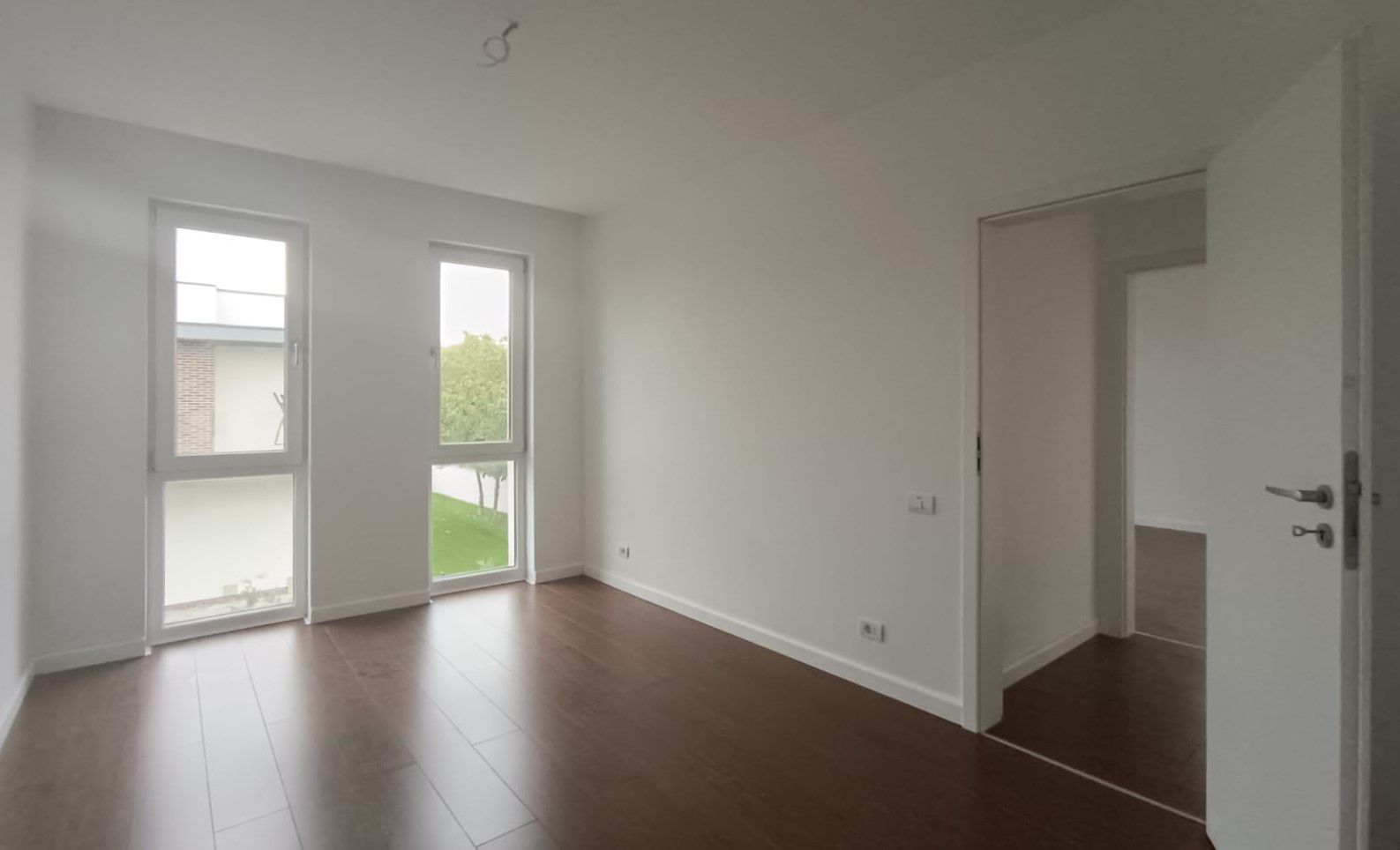 Vanzare casa moderna individuala zona rezidentiala Tunari - Poză 24