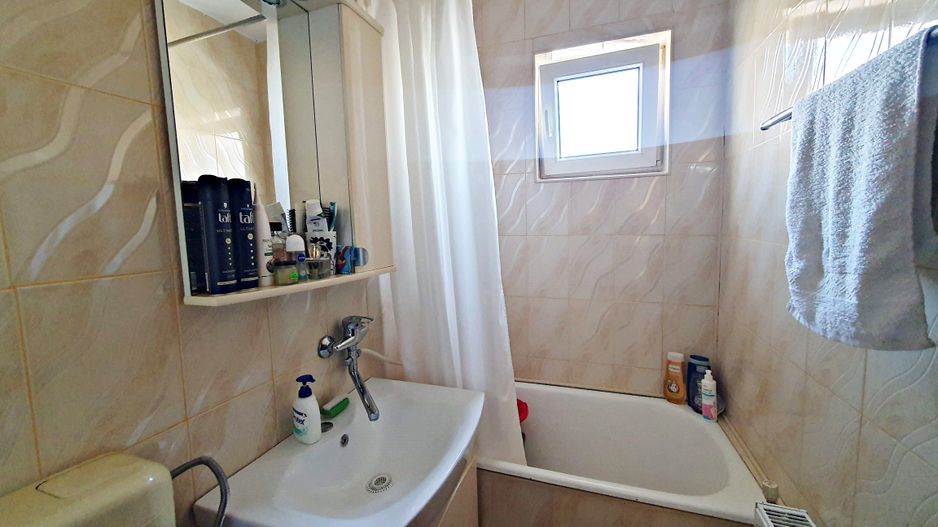 Astra, apartament 3 camere, etaj 3 - Poză 3