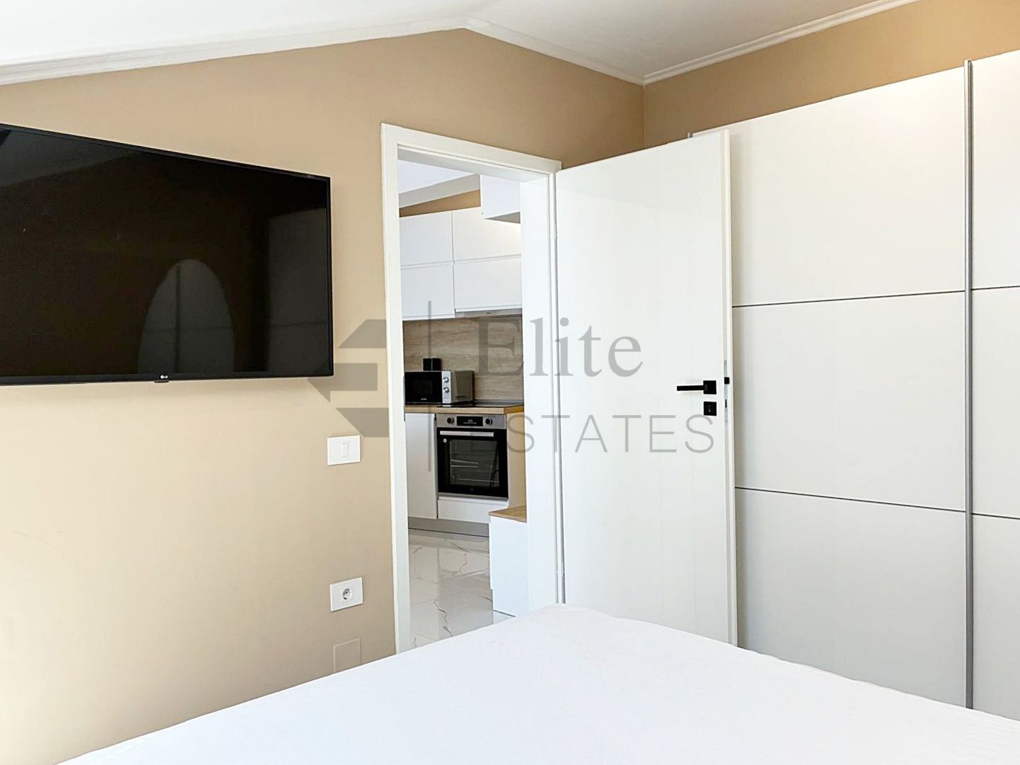 Apartament cu 2 camere bloc nou ultracentral | Terasa 15 mp - Poză 10