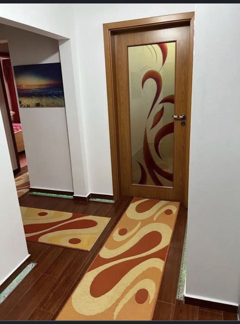 🏡 Apartament 3 camere de închiriat – spațios,luminos si bine amplasat - Poză 7