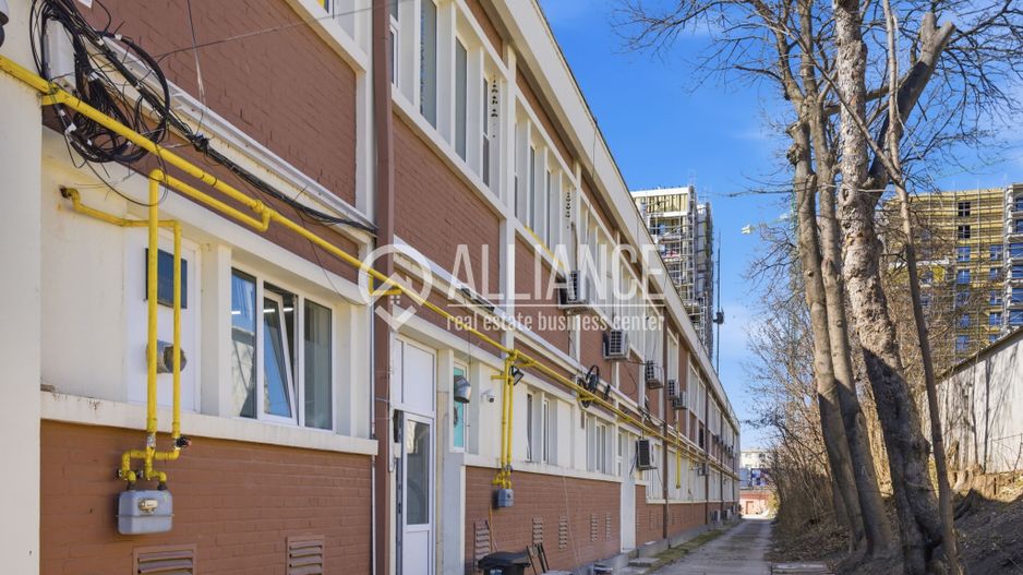 FALEZA NORD cladire multifunctionala 4600 mp cu acces din Bdul Mamaia! - Poză 29