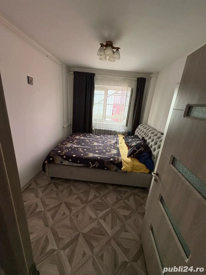vand aparatament 3 camere bucuresti - Poză 3