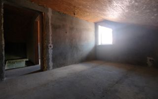 Locuință de 74 m² în Chetrosu, aproape de traseul R2 – potrivită de amenajare după propriul gust - Poză 8