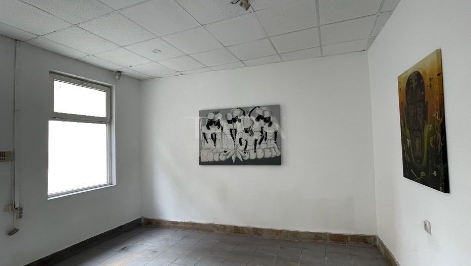 De vânzare imobil situat semicentral - Poză 2