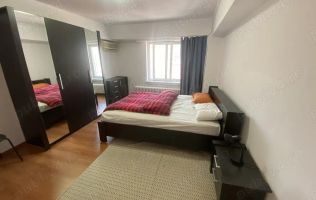 Duplex Bulevardul Unirii / Palatul Parlamentului