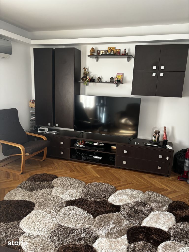 Apartament 4 camere, 100 mp, parcare, langa Parcul Sebastian - Poză 1