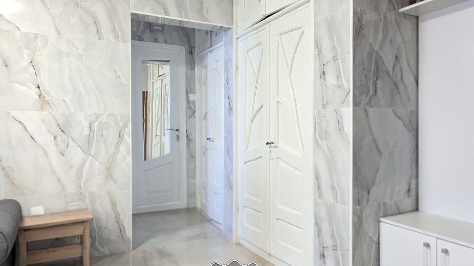 Apartament cu 2 camere (modificat în 3 cam.), etaj 1, VASLUI-zona CRUCEA GĂRII; - Poză 3