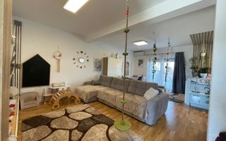 Duplex elegant cu 5 camere, 2 bai, curte in Cristian - Poză 32