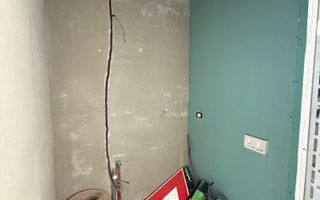 SAD - Spatiu comercial in zona centrala, langa Piata 700 - pret negociabil - Poză 6