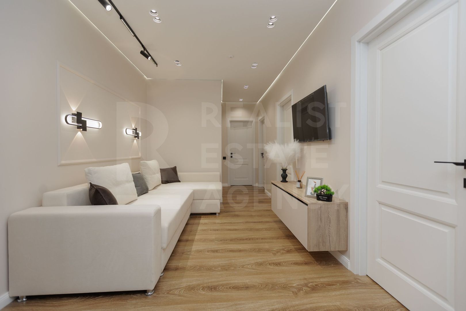 Vânzare, apartament, 2 camere, str. Vasile Lupu, Buiucani - Poză 2