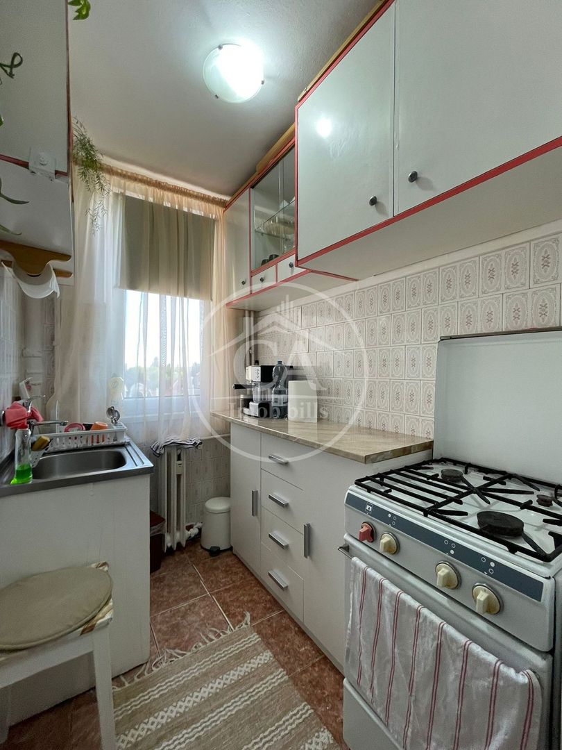 Apartament de vânzare cu 2 camere în zona Velența, Oradea - Poză 7