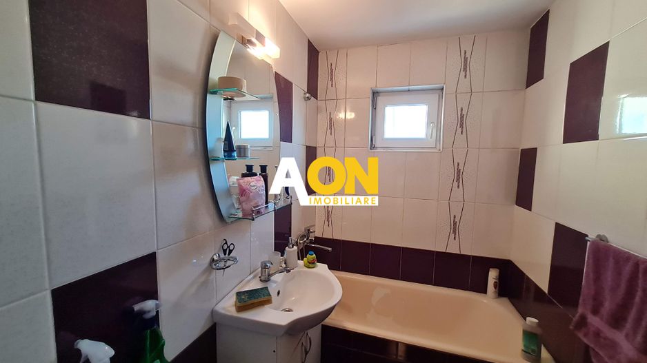 Apartament 3 Camere, Decomandat, 69 mp + balcon, Etaj 4, Zona Cetate - Poză 11