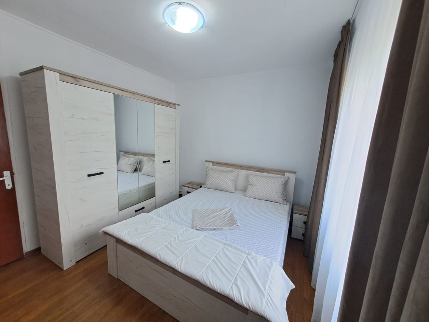 Apartament 3 camere Metrou Gorjului Centrala proprie Comision 0% - Poză 5