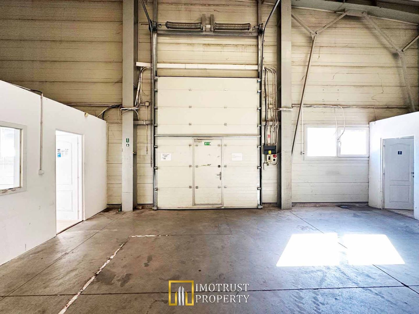 Hala industrială de închiriat – 372 mp, centru Arad - Poză 5