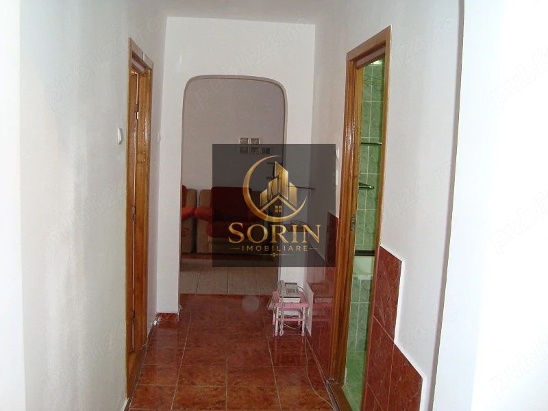 inchiriez apartament 2 camere - Poză 10
