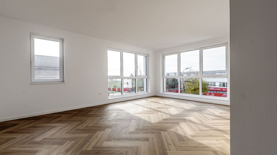Clădire nouă P+2 cu showroom și birouri în Arad - Poză 9