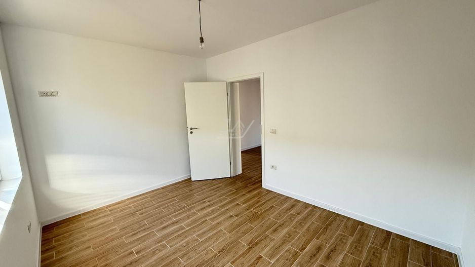 Drumul Boilor - duplex intreg pe parter. 3 camere, 2 bai. - Poză 12