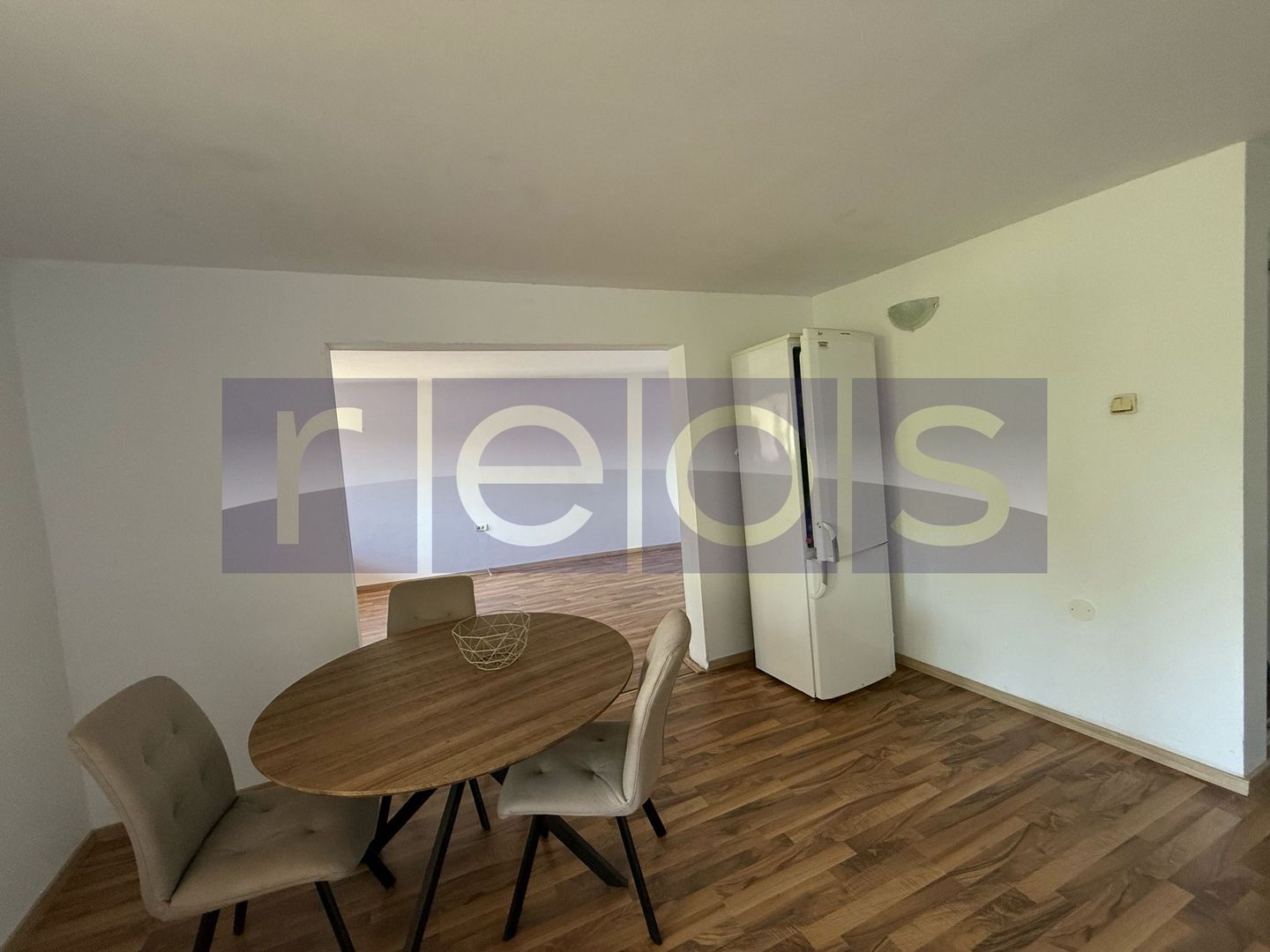 VANZARE VILA 6 CAMERE | EROII REVOLUTIEI | CURTE | 2 LOCURI DE PARCARE - Poză 13