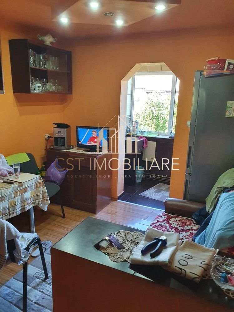 Apartament cu 2 camere / Decomandat / Zona lipovei - Poză 1