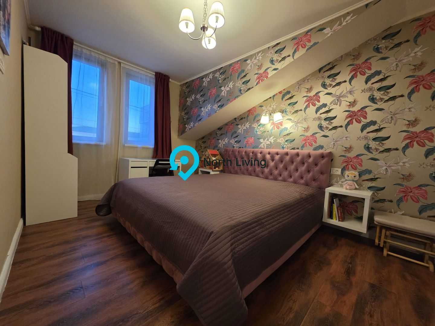 Casa 4 camere + curte 300 mp Tunari - Poză 5