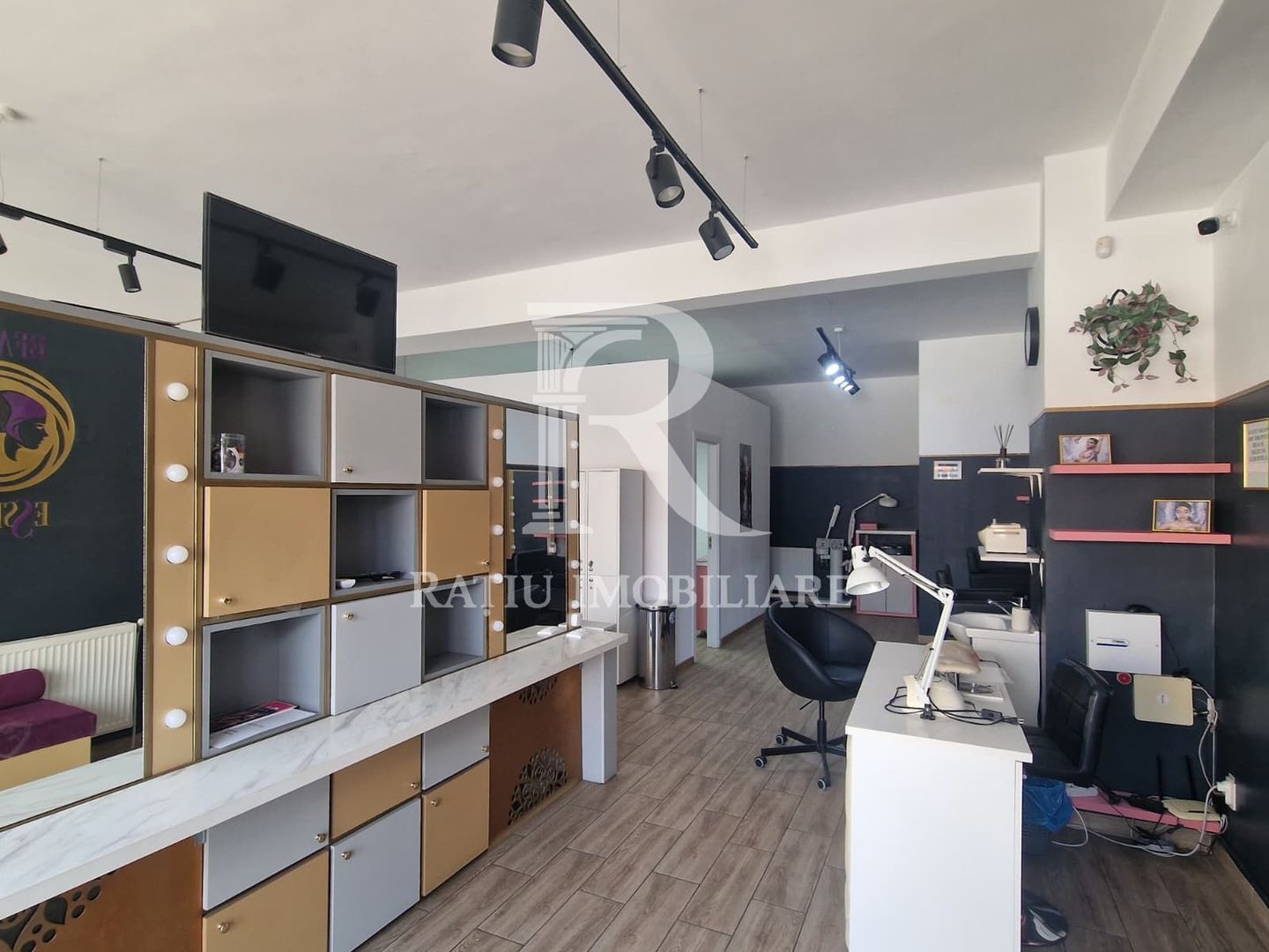 Salon de infrumusetare | Iosia | Oradea - Poză 1