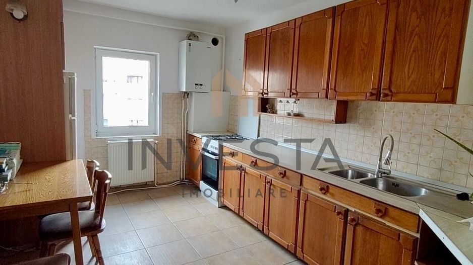 Apartament cu 4 camere decomandate, bd. Titulescu. - Poză 6