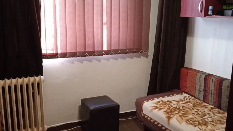 🔑 Vanzare apartament 3 camere - Zona Piața Titan - Poză 1