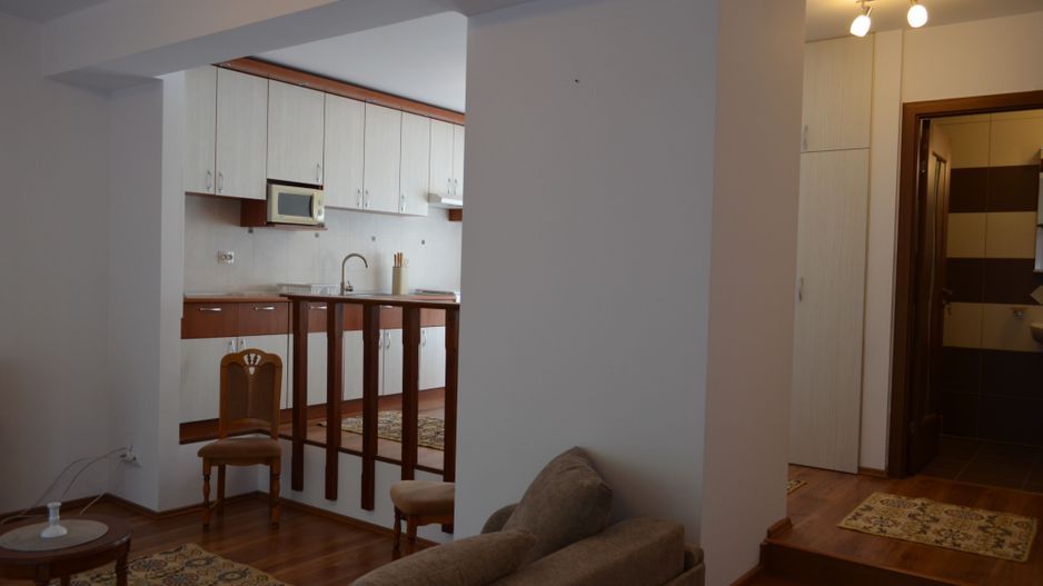 Apartament cu scara interioara si garaj in cartier Grigorescu - Poză 2