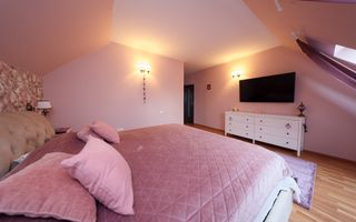 Reședință exclusivistă cu potențial investițional în centrul Cristian - Poză 9