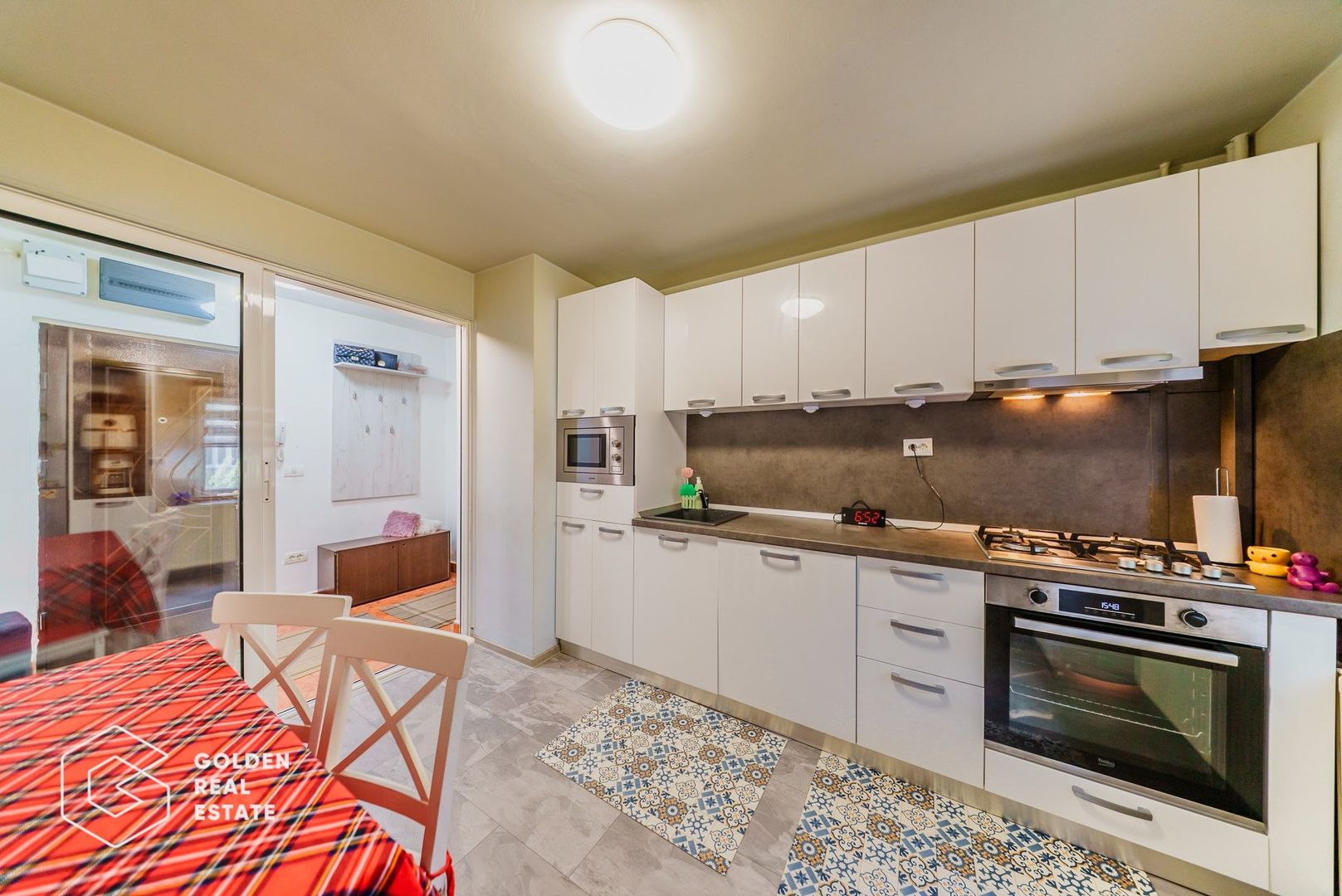 Apartament 3 camere, Micalaca, zona Miorita, parter, comision 0% - Poză 7
