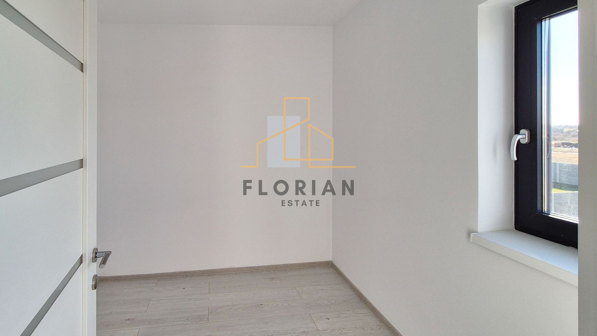 Duplex 3 camere, Mosnita Veche 100mp utili, 375 mp teren - Poză 3