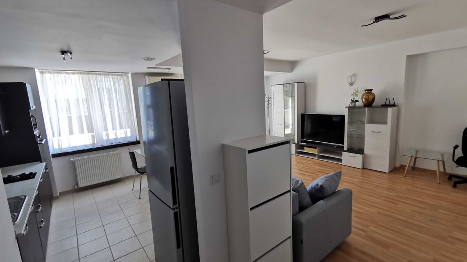 Apartament 2 camere Complex Rose Garden cu loc de parcare inclus in pret - Poză 1