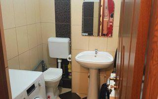 BRASADAS vinde ap 3 cam etaj 4/4 in Carpati 2. - Poză 7