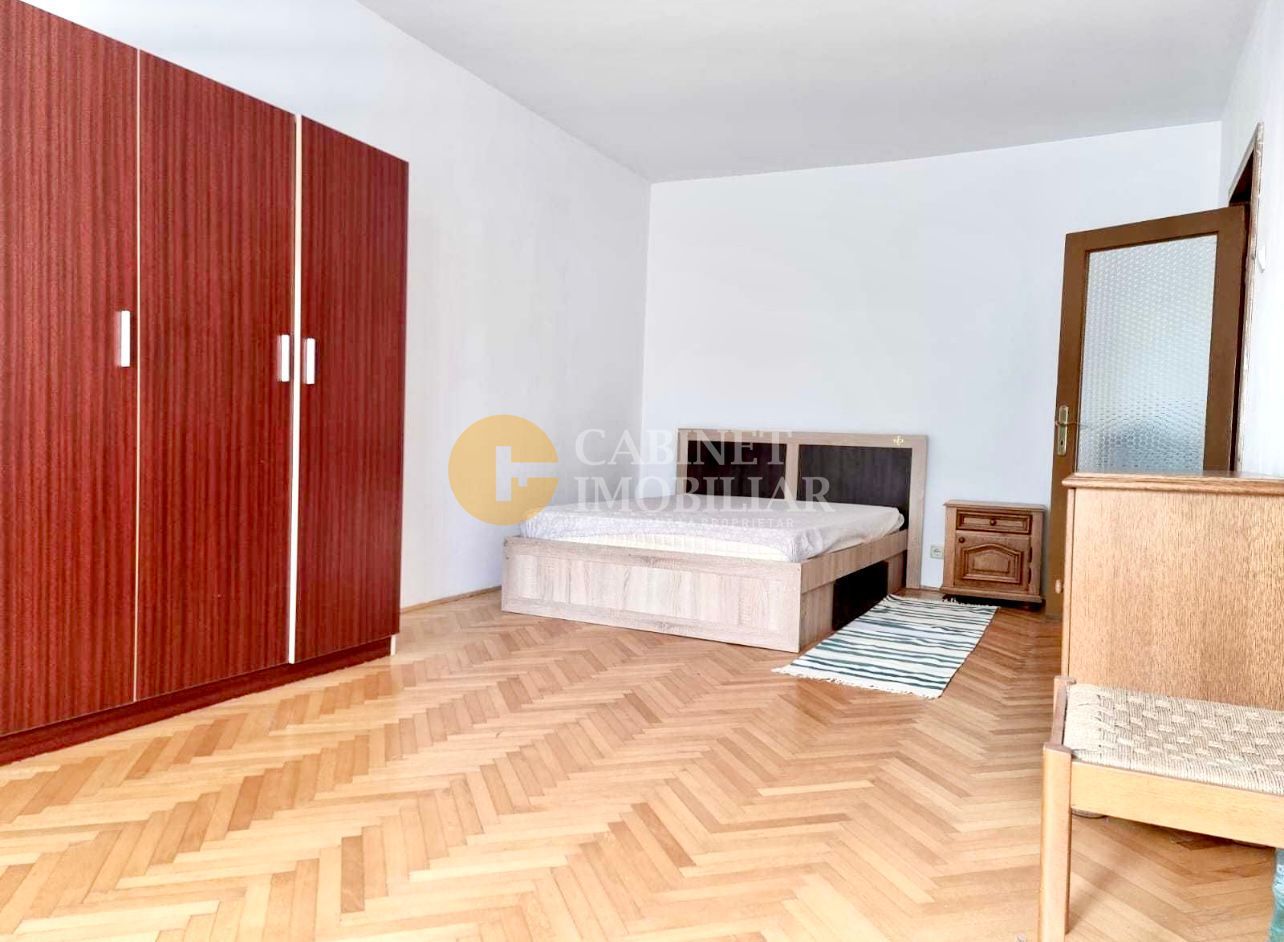 Etaj 1 Apartament 3 Camere Nicolina-LIDL Prima Statie Bloc 1990 - Poză 2