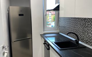 Apartament 2 camere renovat, mobilat ,utilat complet - Poză 10