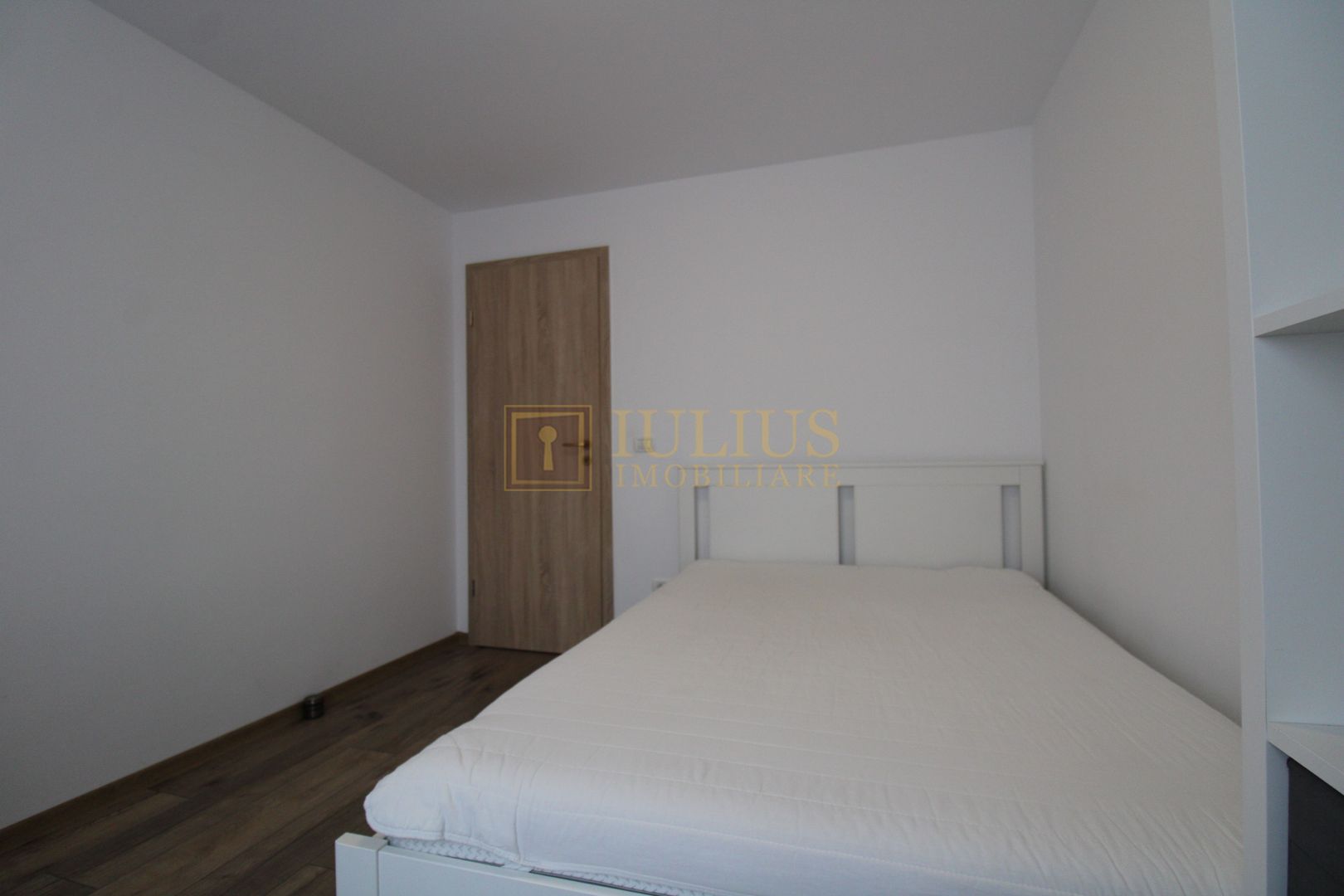 Zona Lunei, 3 camere, centrala proprie. - Poză 2