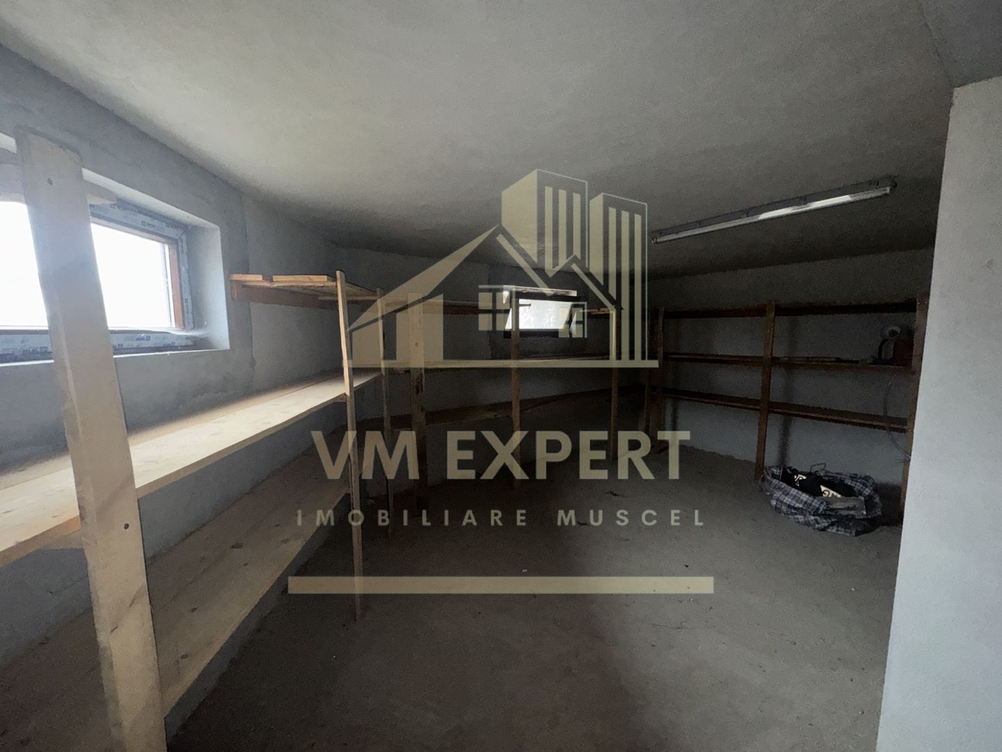 VILA 7 CAMERE TEREN 1654 MP BUGHEA DE JOS ARGES - Poză 31