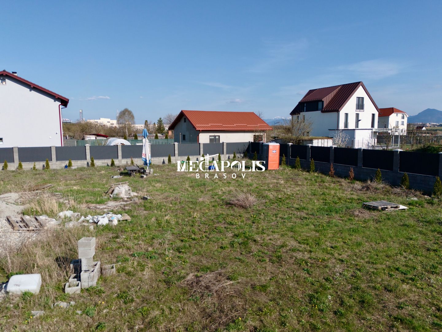 Teren intavilan | Autorizație de construcție + Avize | P + 2E + M - Poză 12