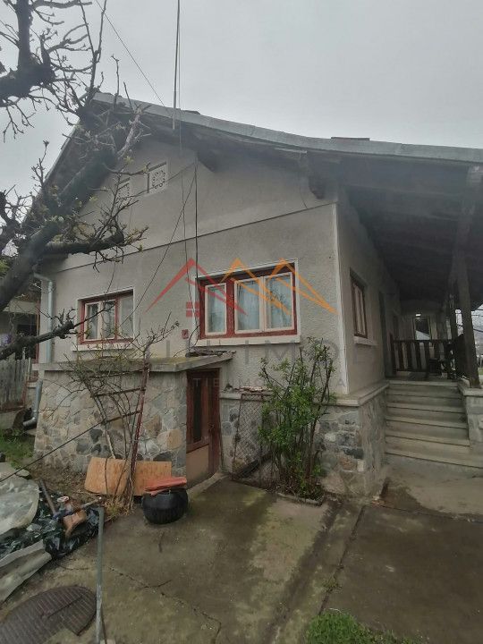 Casa 3 camere, 2 locuri de parcare, CT, Banesti,  - Poză 2