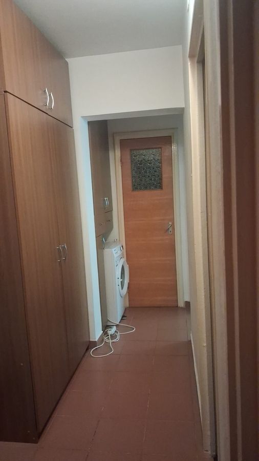 Vanzare apartament 3 camere  63 mp, balcon 9,8 mp, etaj 4/10 – Râul Doamnei - Poză 3