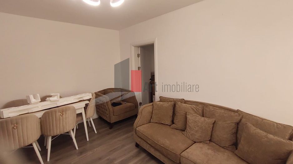 Vânzare apartament 3 camere Brâncoveanu - Poză 1