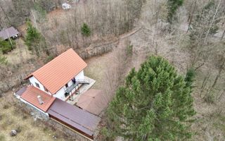 Casa de Vacanță în Valea Avrigului cu 3 Dormitoare //  120 mp - Poză 5