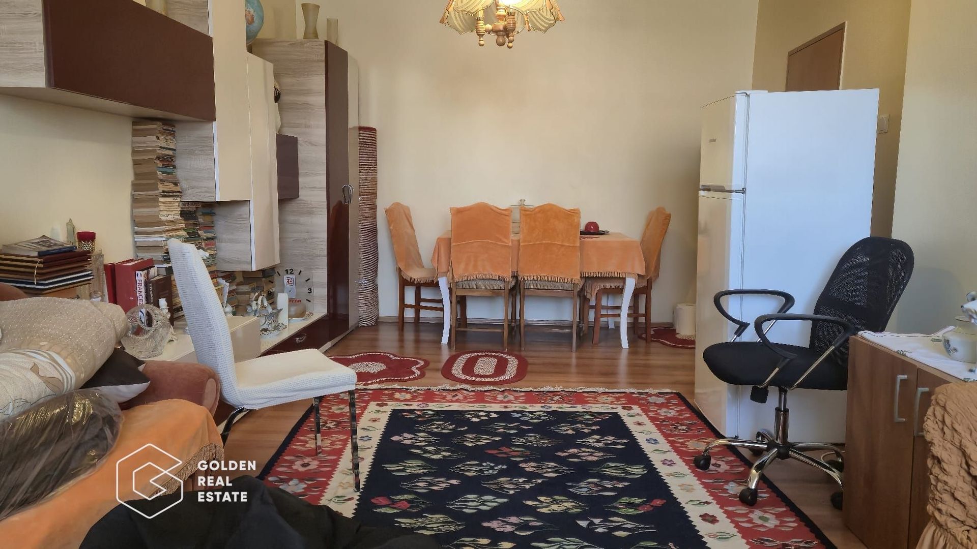 Casa spatiosa cu 5 camere, garaj si gradina, zona Gradiste - Poză 5