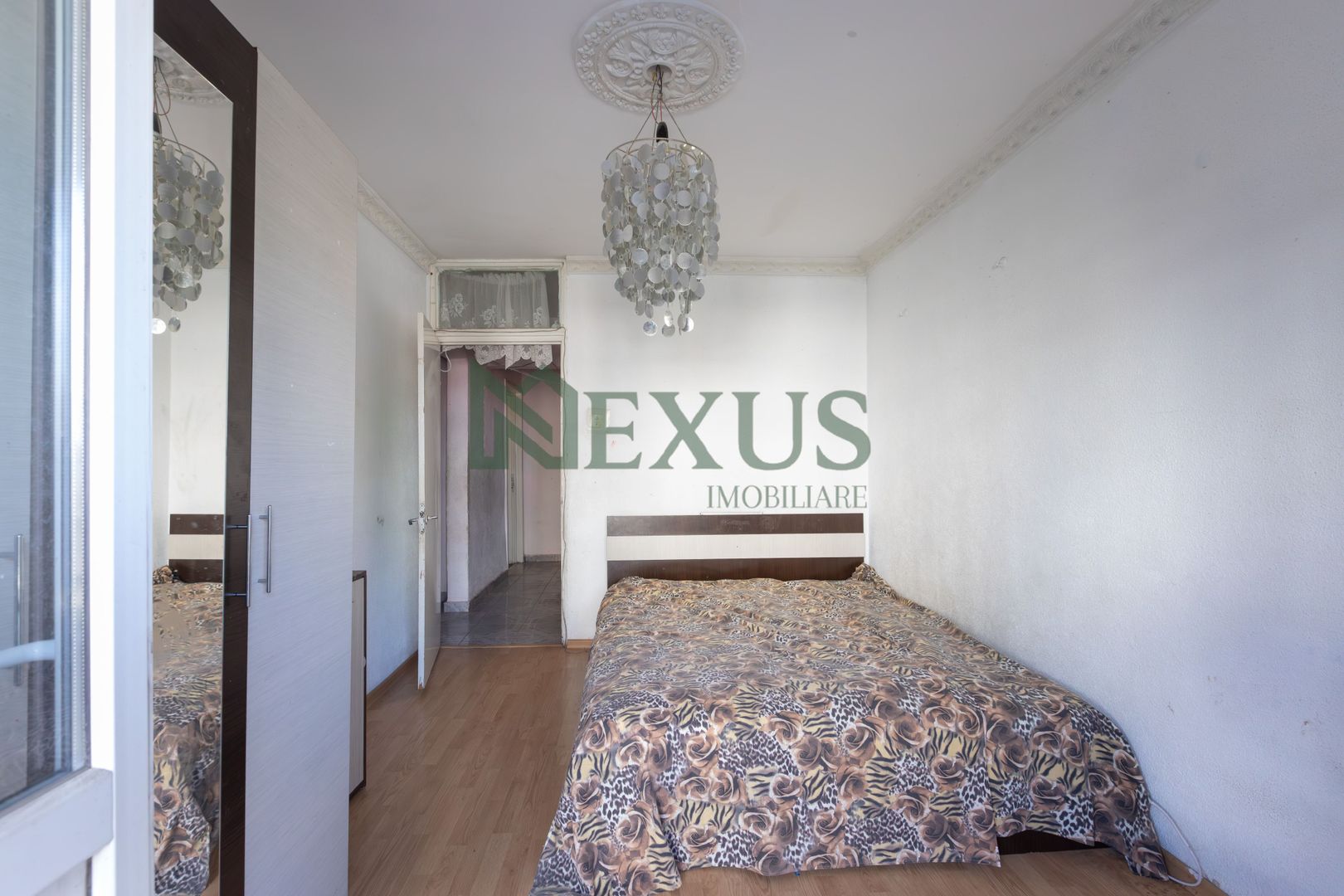 Apartament cu 4 camere, 90 mp, etaj 1 – Zona Nord, Bacău - Poză 18